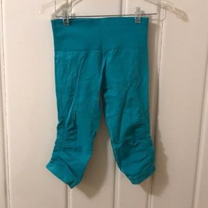 Lululemon yoga pants